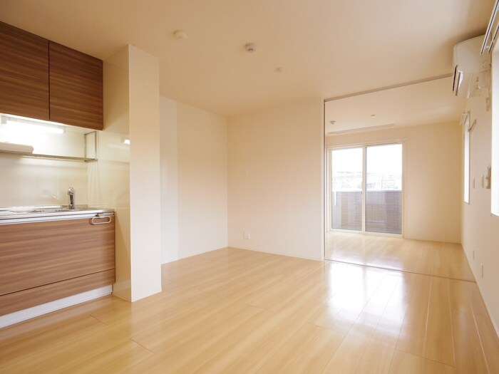 物件内観写真6　(居室)