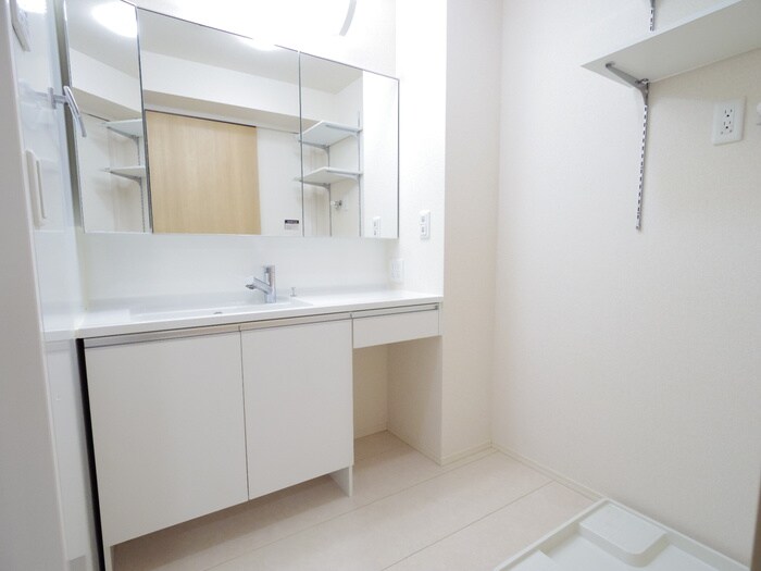 物件内観写真14　(洗面)