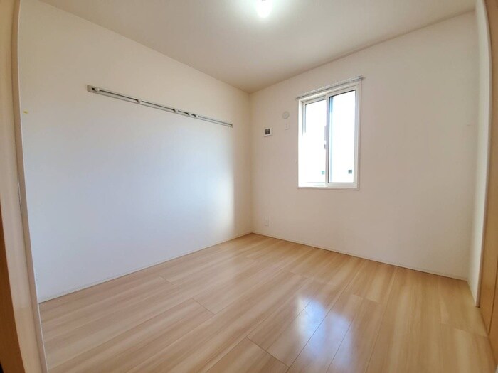 物件内観写真16　(居室)