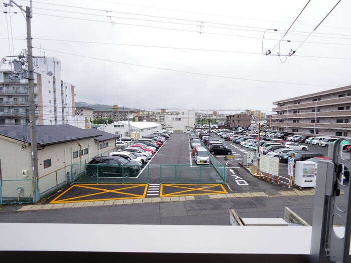 物件内観写真21　(室内からの展望)