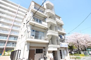 シンコ－コ－ポ外観写真