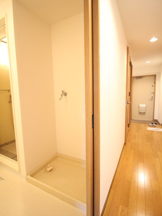 物件内観写真13　(廊下)