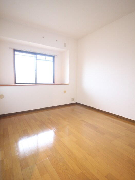 物件内観写真16　(居室)