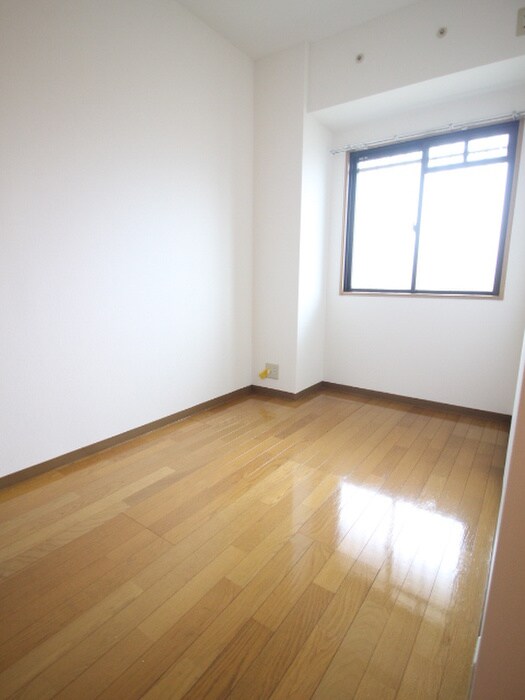 物件内観写真18　(居室)