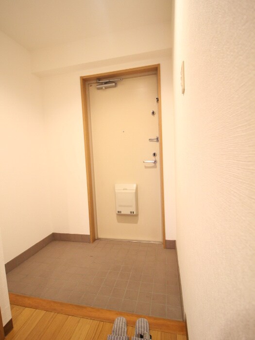 物件内観写真20　(玄関)