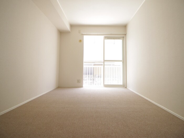 物件内観写真13　(居室)