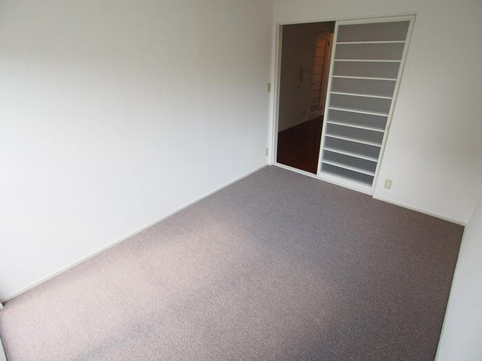 物件内観写真21　(居室)