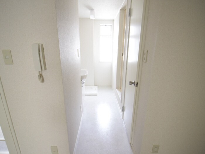 物件内観写真22　(廊下)