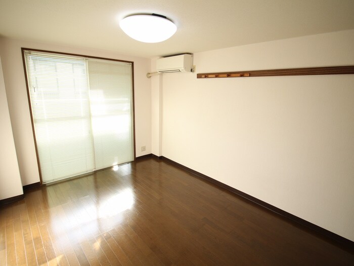 物件内観写真16　(居室)