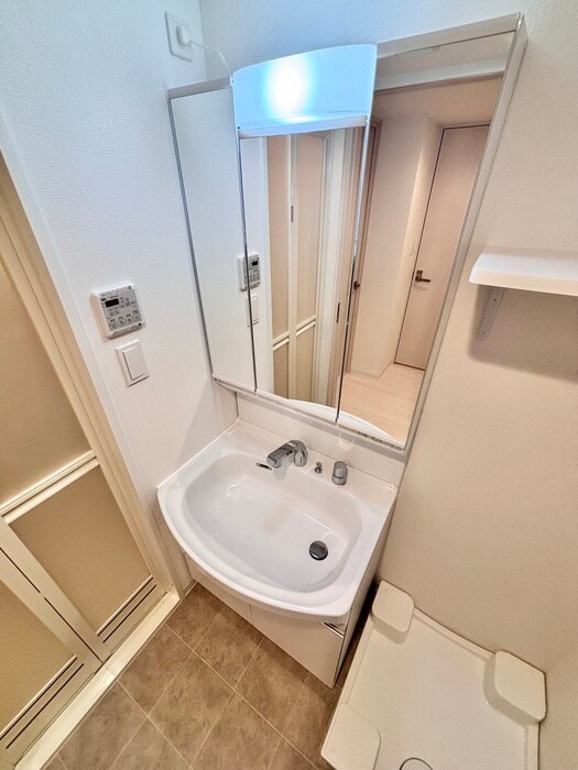 物件内観写真12　(洗面)