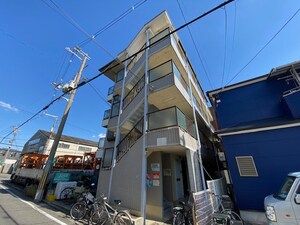 柏木マンション外観写真