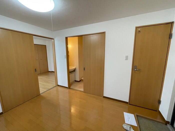 物件内観写真12　(内観写真)