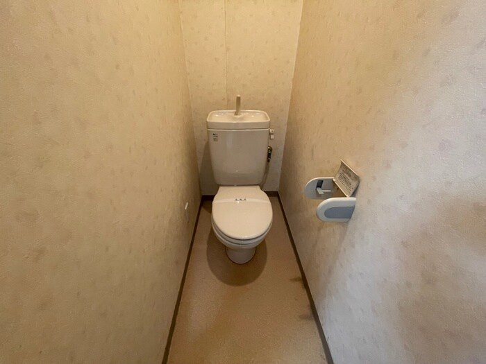 物件内観写真16　(トイレ)