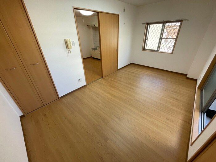 物件内観写真19　(居室)