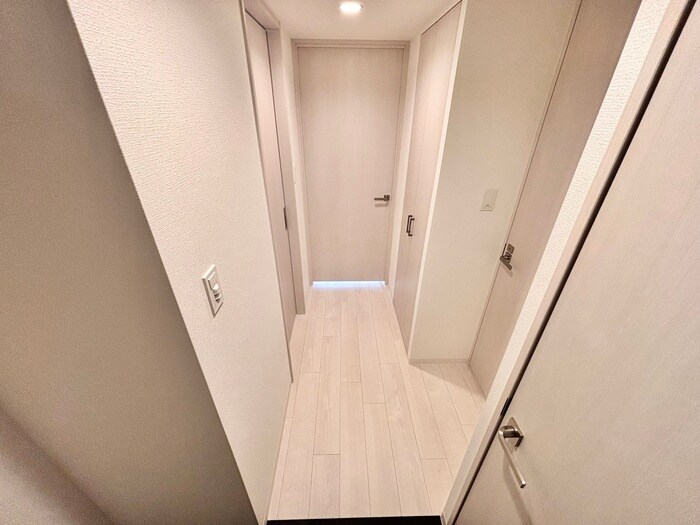 物件内観写真20　(廊下)