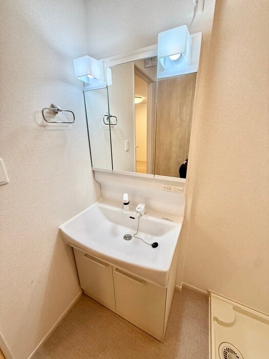 物件内観写真12　(洗面)