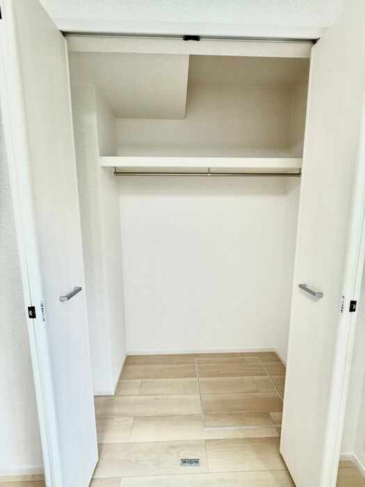 物件内観写真15　(収納)