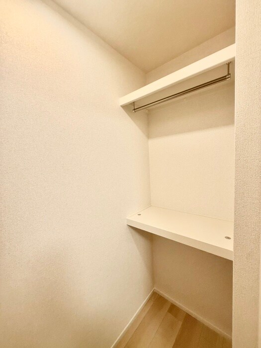 物件内観写真15　(収納)