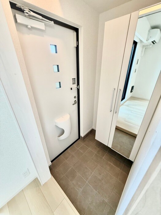 物件内観写真19　(玄関)