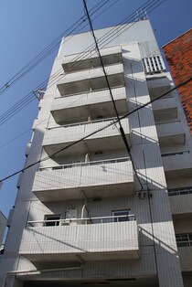 WH0′S　WHO　AP．　さぎすの外観写真