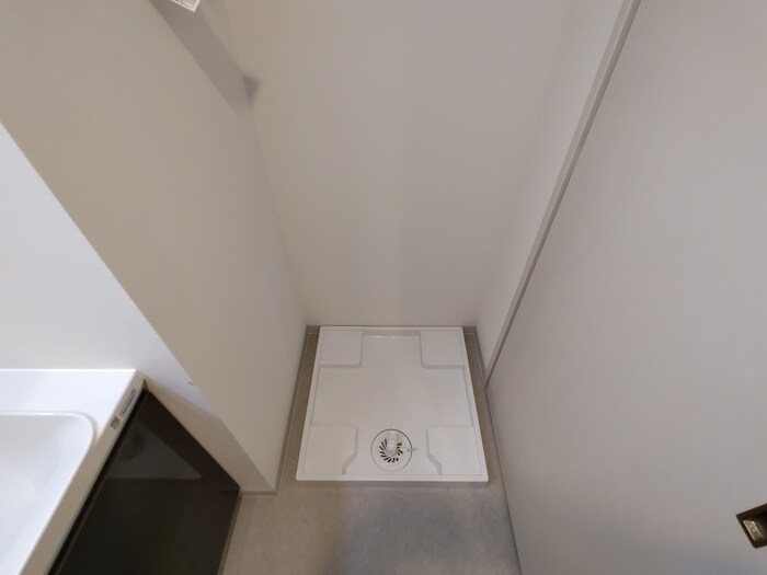 物件内観写真14　(洗濯機置場)