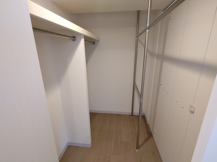 物件内観写真16　(収納)