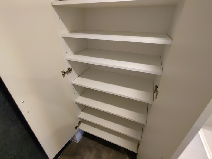 物件内観写真17　(靴箱)