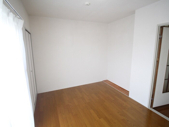 物件内観写真13　(居室)