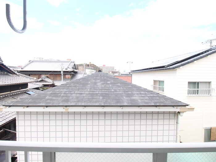 物件内観写真16　(室内からの展望)