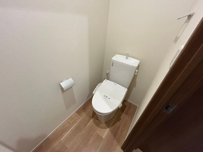 物件内観写真12　(トイレ)