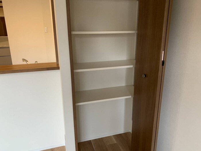 物件内観写真17　(収納)