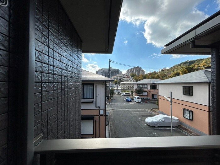 物件内観写真18　(室内からの展望)