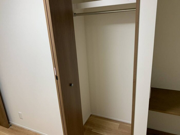 物件内観写真18　(収納)