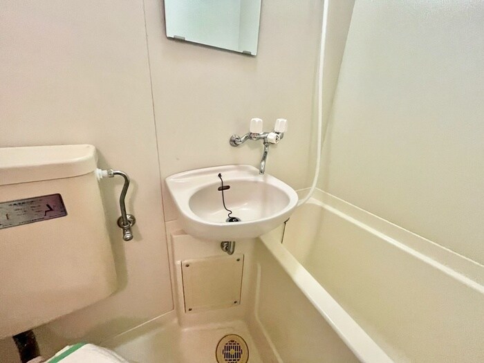 物件内観写真11　(洗面)