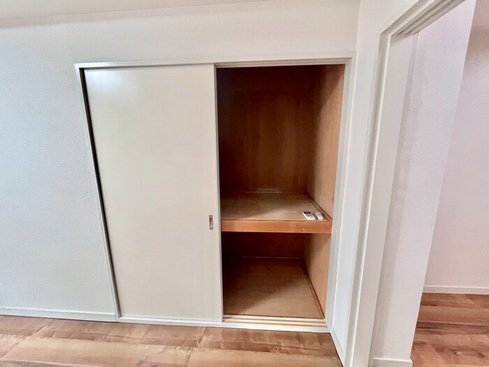 物件内観写真13　(収納)