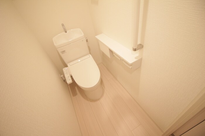 物件内観写真10　(トイレ)