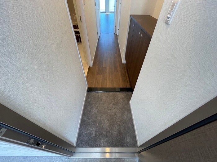 物件内観写真21　(玄関)