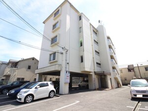 ロイヤルコートＢ外観写真