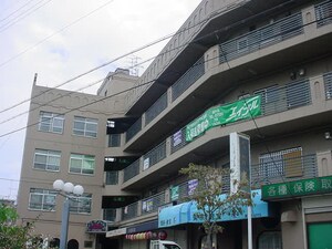 ウエストハイツ外観写真