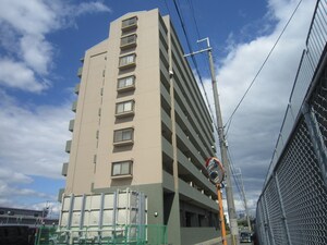 ソレアード枚方(301)外観写真