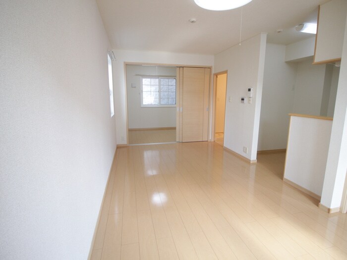 物件内観写真6　(居室)