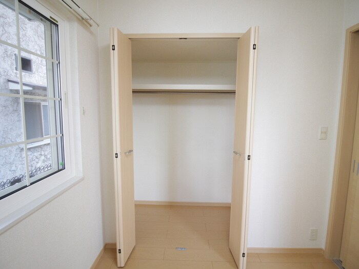 物件内観写真8　(収納)