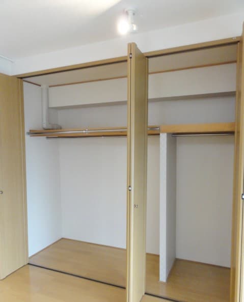 物件内観写真10　(収納)
