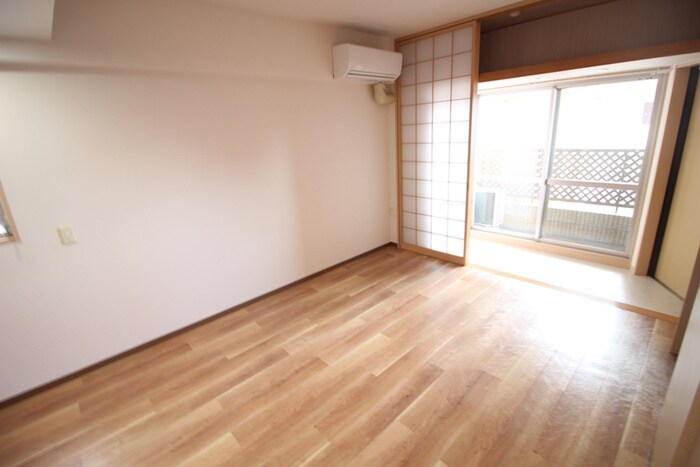 物件内観写真18　(居室)