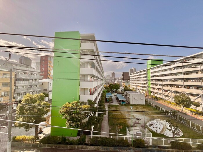 物件内観写真21　(室内からの展望)