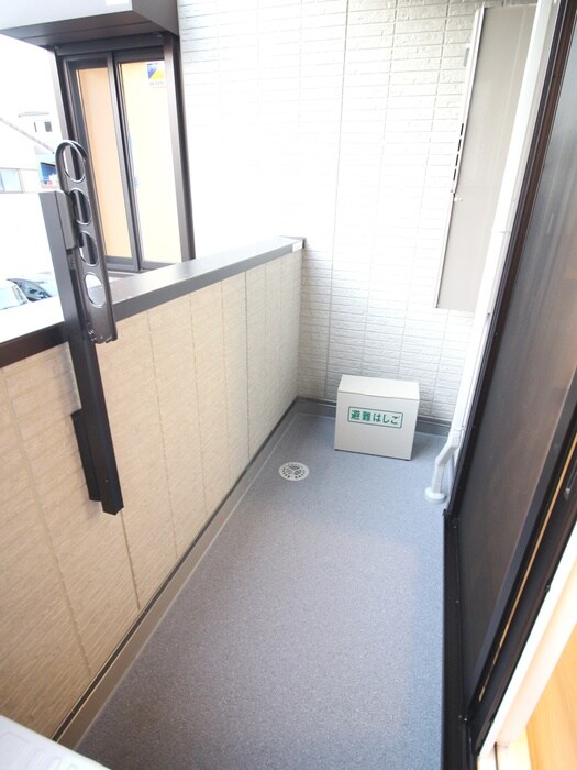 物件内観写真18　(ベランダ・バルコニー)