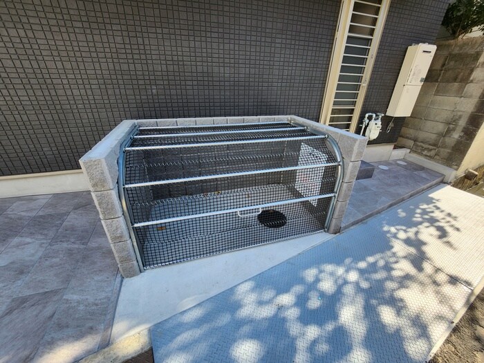 物件外観写真6　(建物設備)