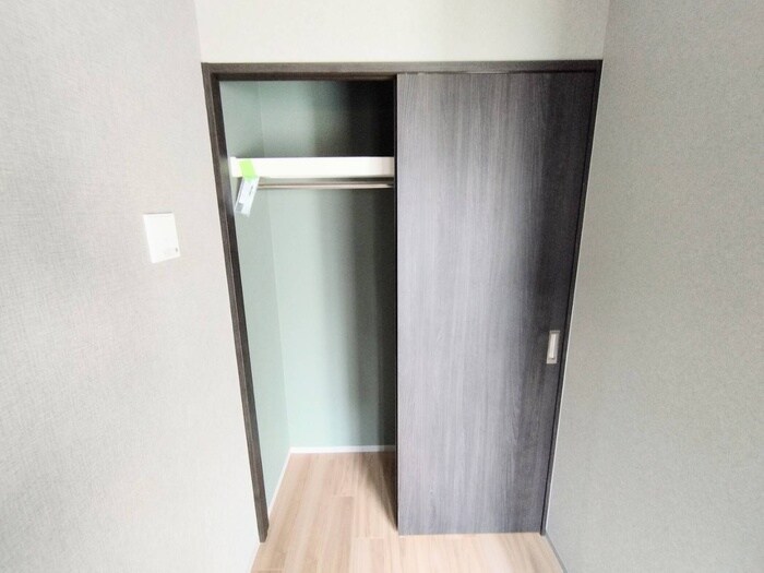 物件内観写真13　(収納)
