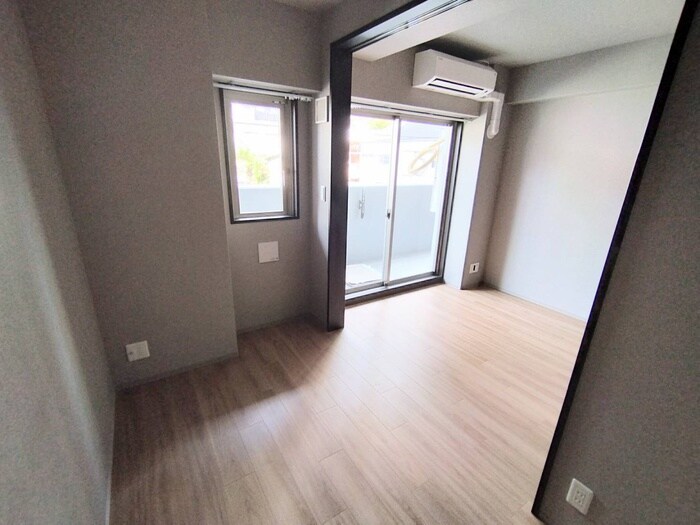 物件内観写真21　(居室)