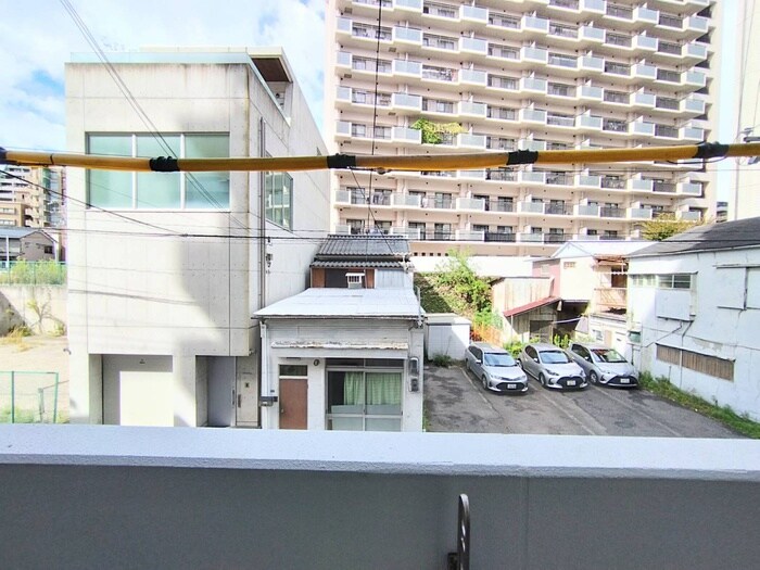 物件内観写真22　(室内からの展望)